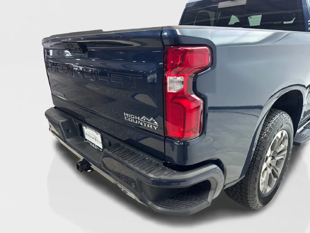 Chevrolet Silverado photo 20