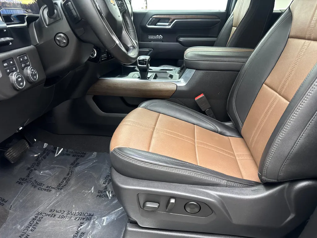 Chevrolet Silverado photo 29