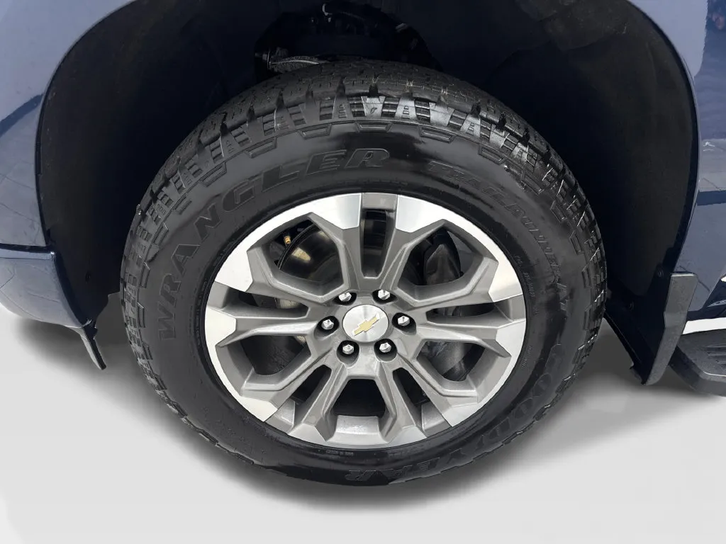 Chevrolet Silverado photo 88