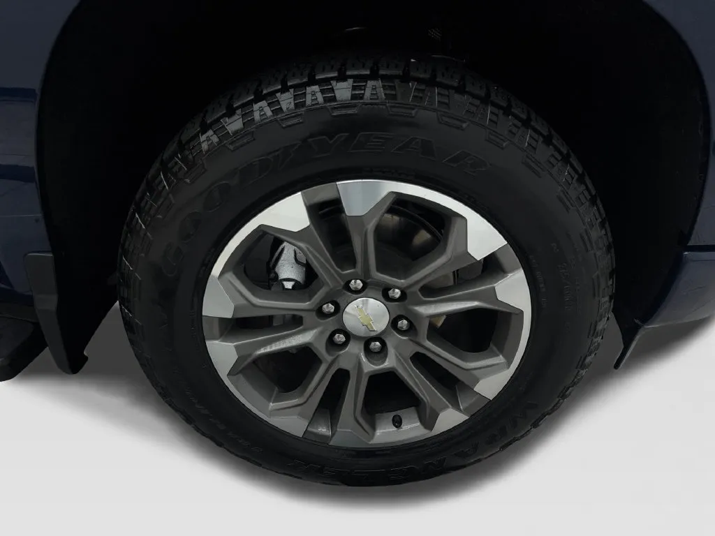 Chevrolet Silverado photo 85