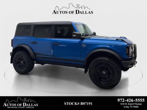 Blue 2023 Ford Bronco Wildtrak for sale in Irving, TX