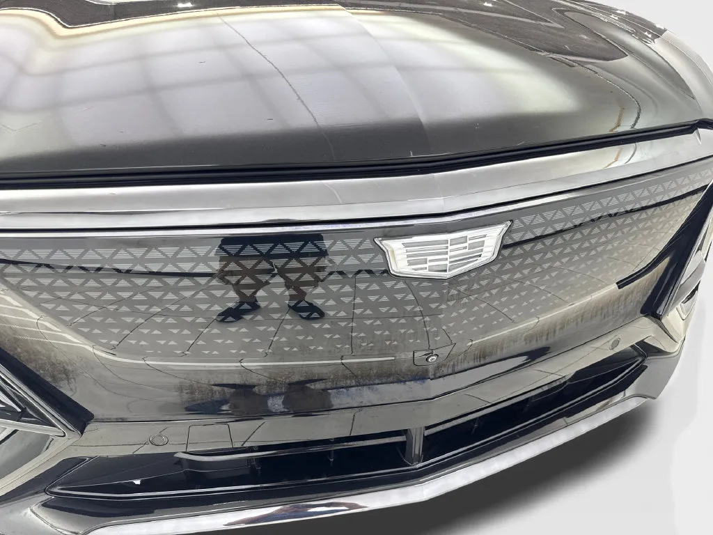 Cadillac Lyriq photo 28
