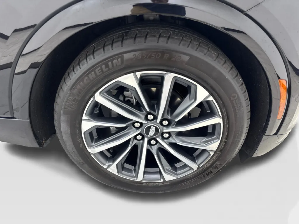Cadillac Lyriq photo 85
