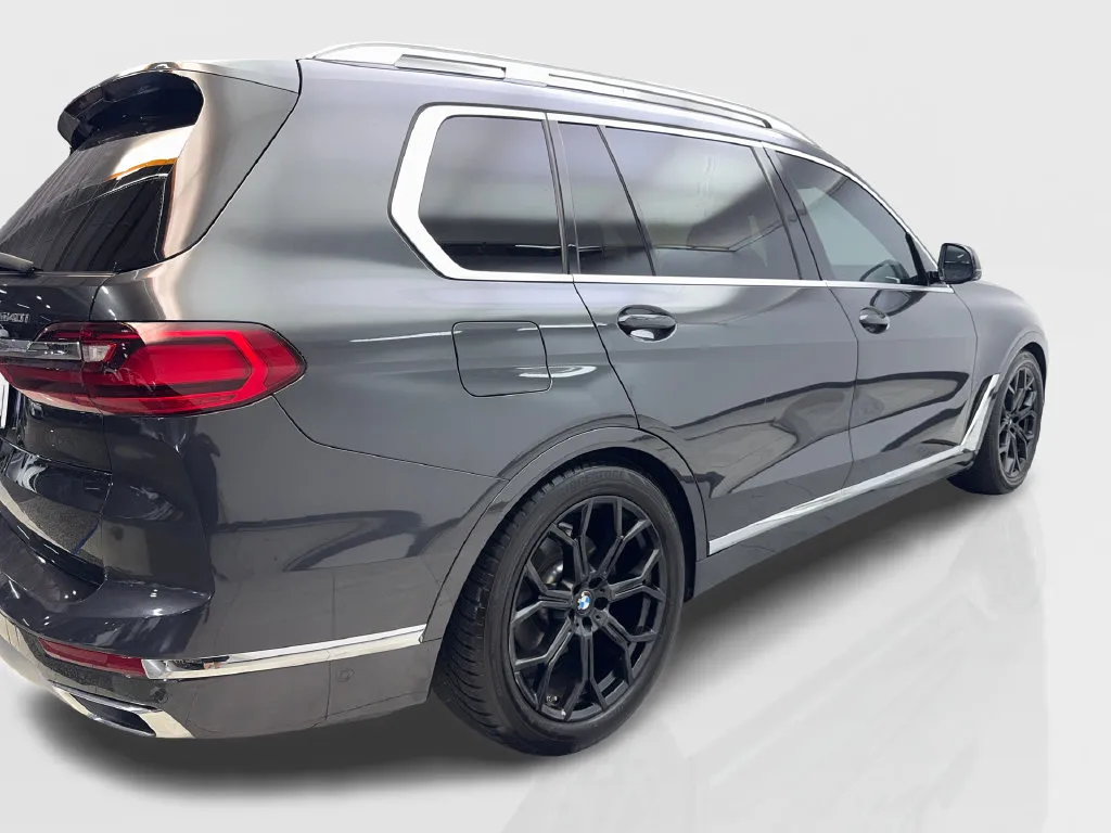 BMW X7 photo 15