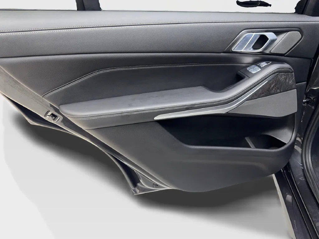 BMW X7 photo 40