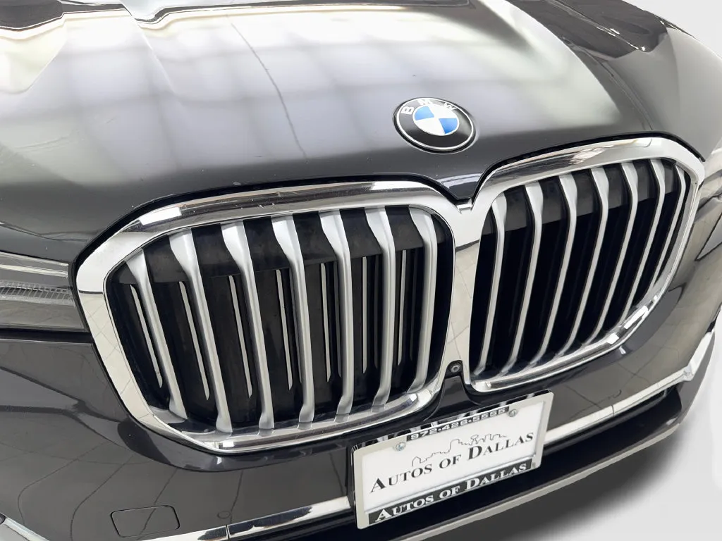 BMW X7 photo 28
