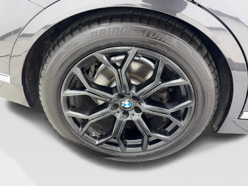 BMW X7 photo 92