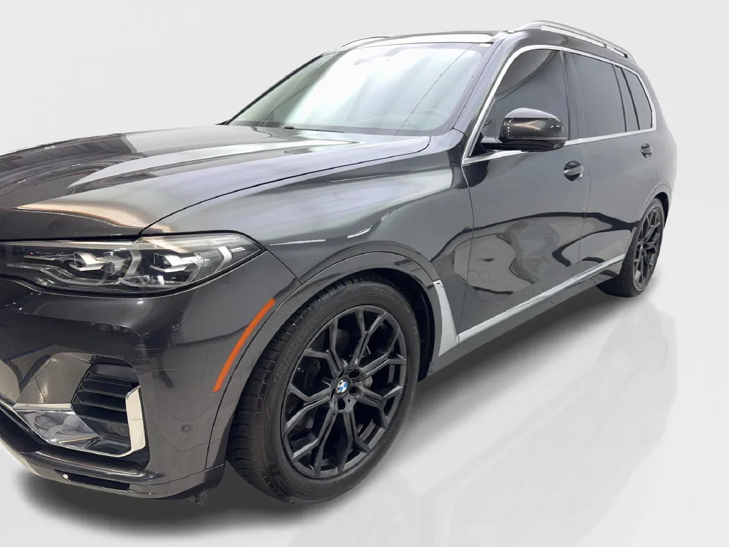 BMW X7 photo 12