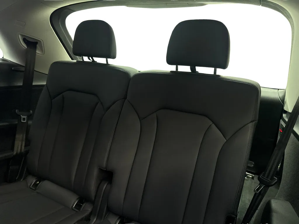 Audi Q7 photo 43