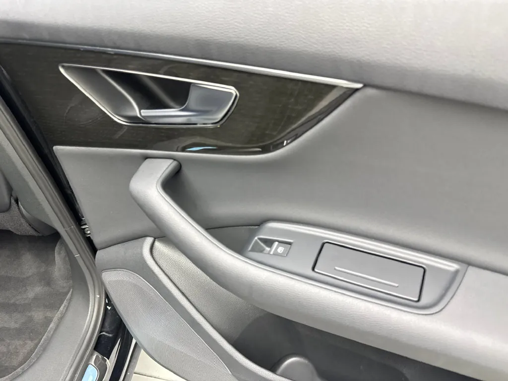 Audi Q7 photo 50