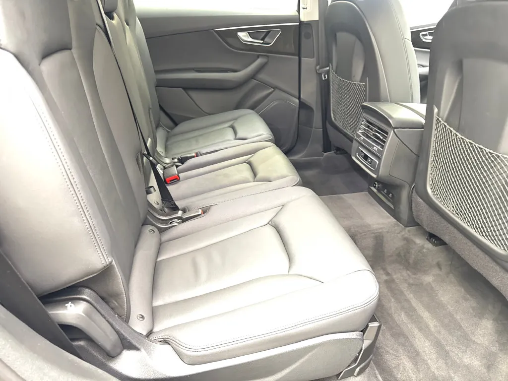 Audi Q7 photo 46