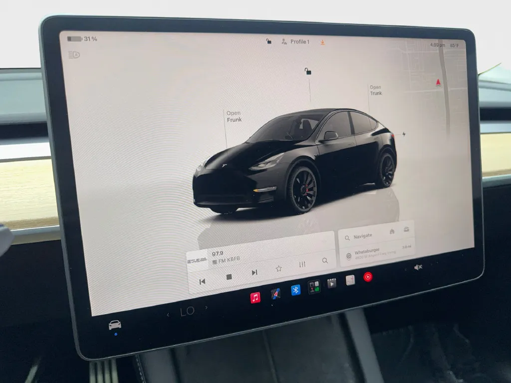 Tesla Model Y photo 62