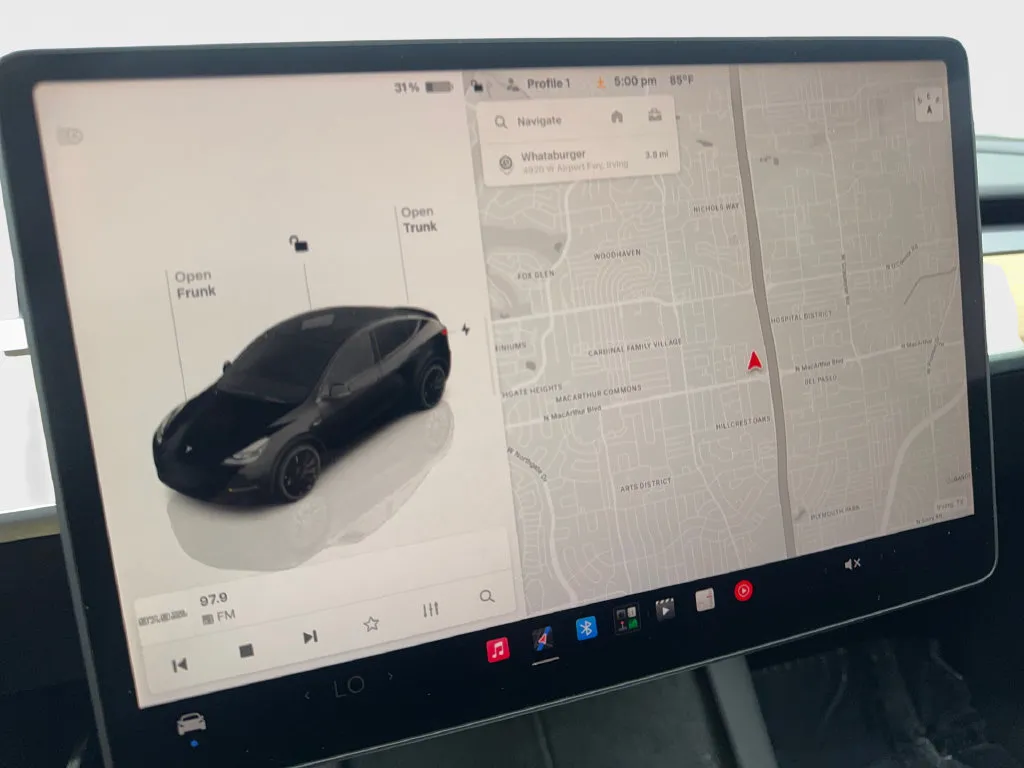 Tesla Model Y photo 65