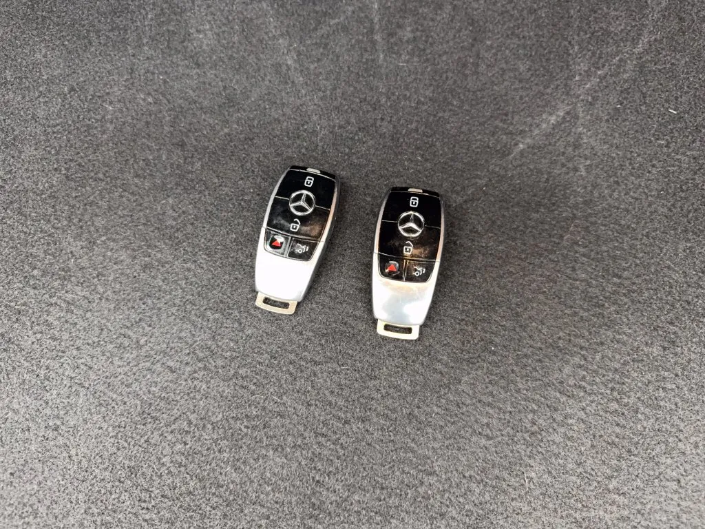 Mercedes-Benz E-Class photo 72