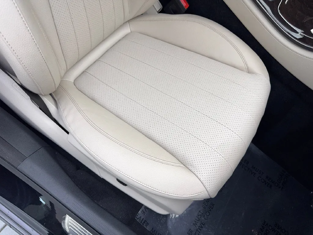 Mercedes-Benz E-Class photo 46