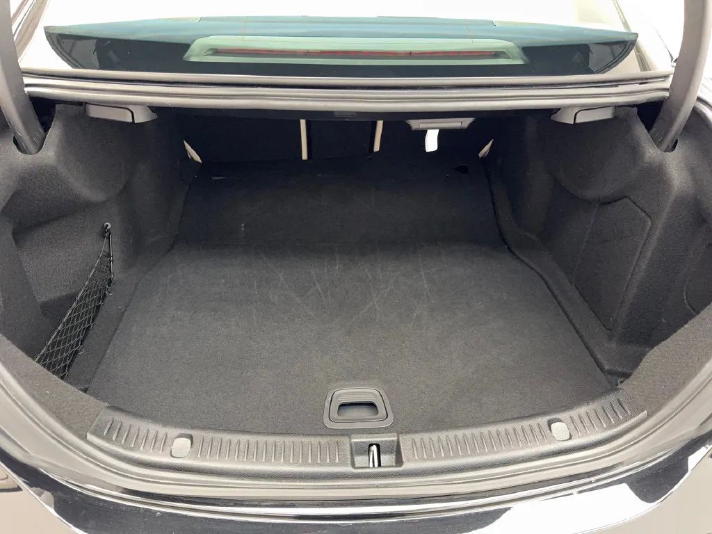 Mercedes-Benz E-Class photo 71