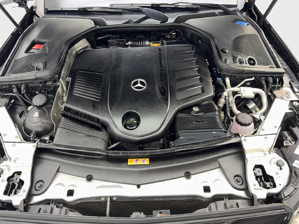 Mercedes-Benz E-Class photo 73