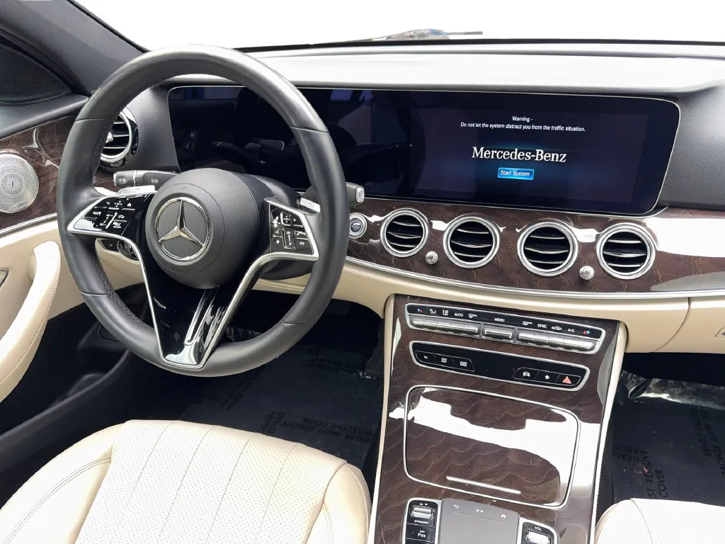 Mercedes-Benz E-Class photo 52
