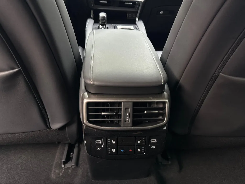 Lexus RX photo 72
