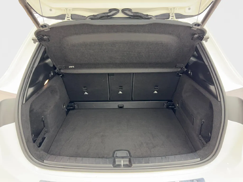 Mercedes-Benz GLA photo 71