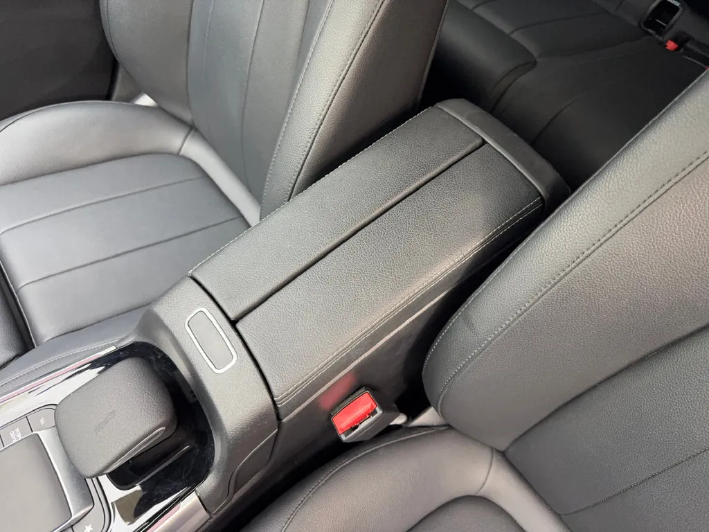 Mercedes-Benz GLA photo 65