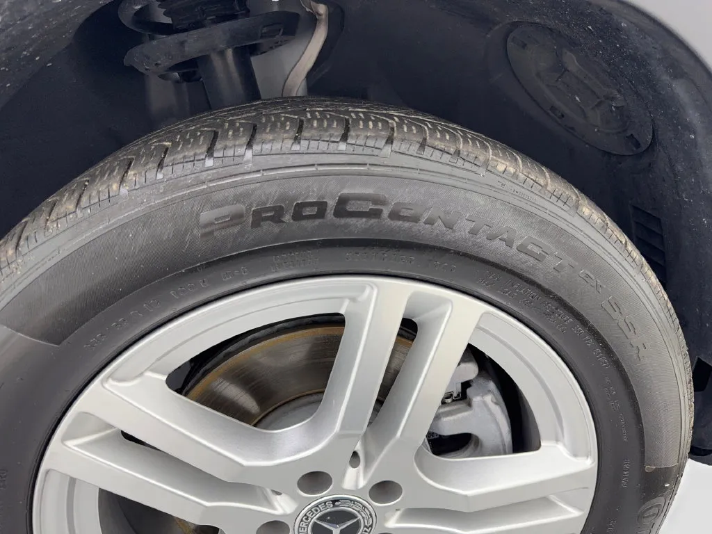Mercedes-Benz GLA photo 79
