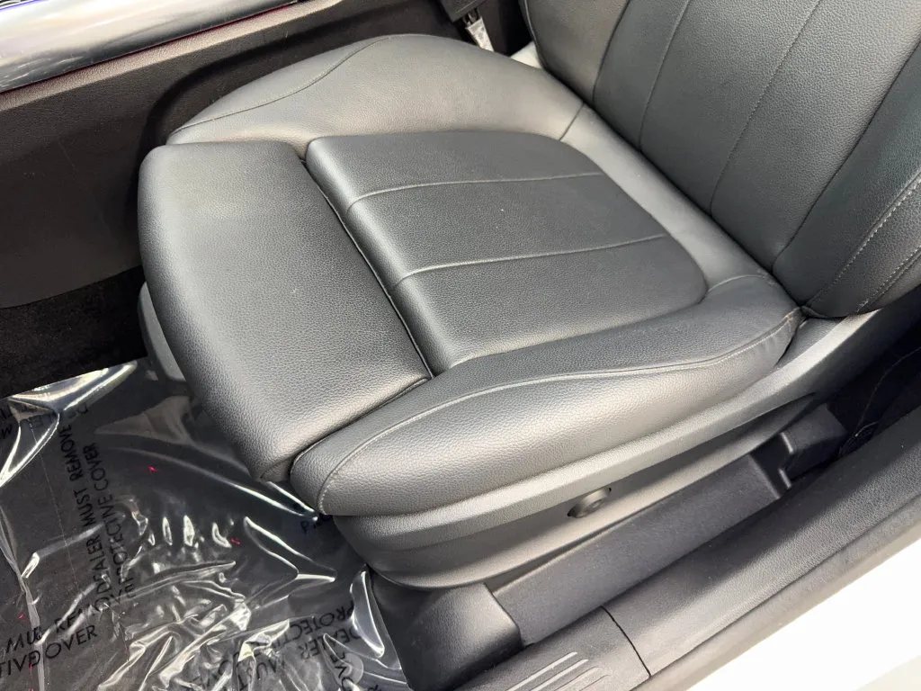 Mercedes-Benz GLA photo 28