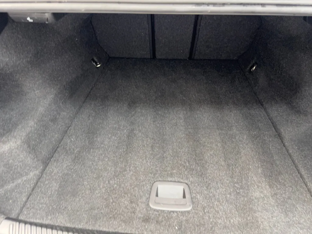 BMW i5 photo 82