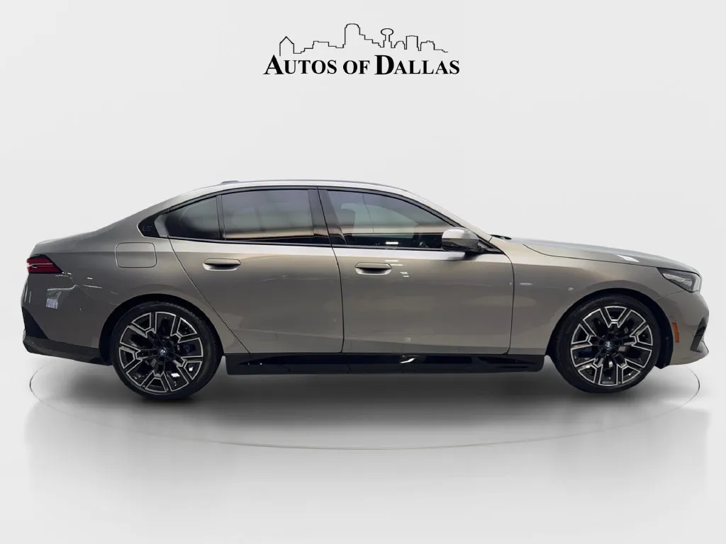 BMW i5 photo 11