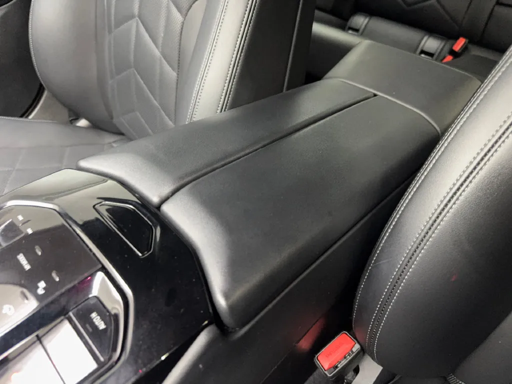 BMW i5 photo 73