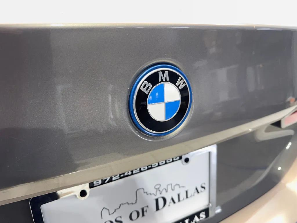 BMW i5 photo 23