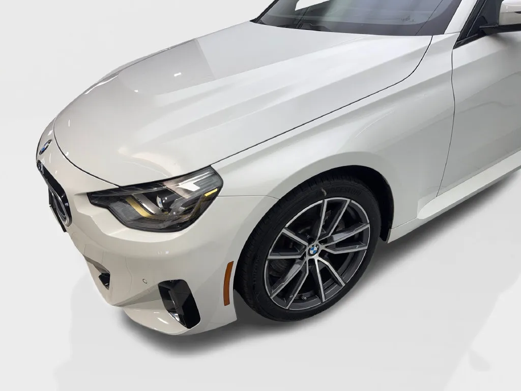BMW 2 Series photo 20