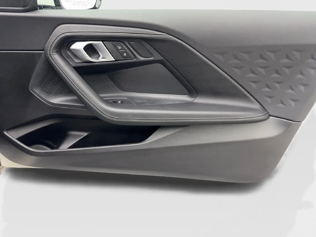 BMW 2 Series photo 43