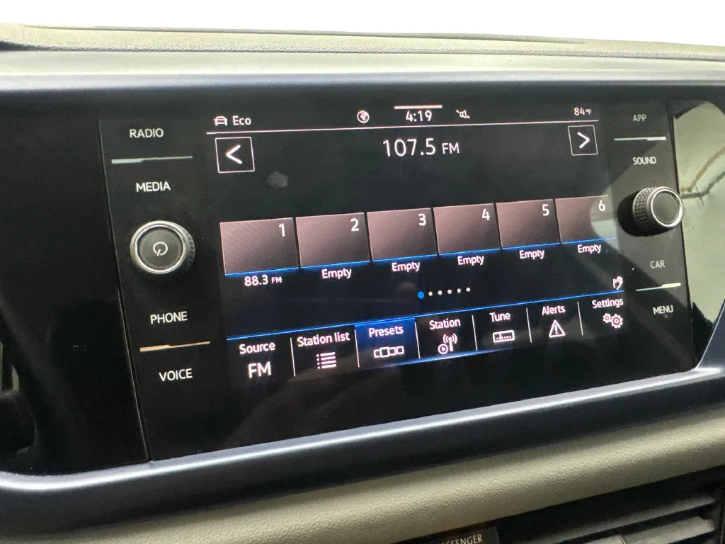 Volkswagen Taos photo 64