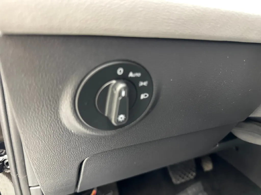 Volkswagen Taos photo 56
