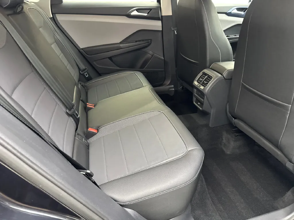 Volkswagen Taos photo 40