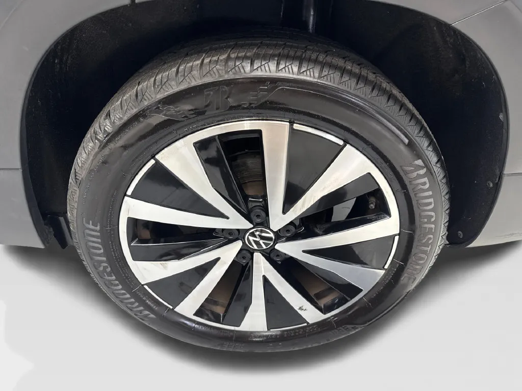 Volkswagen Taos photo 85