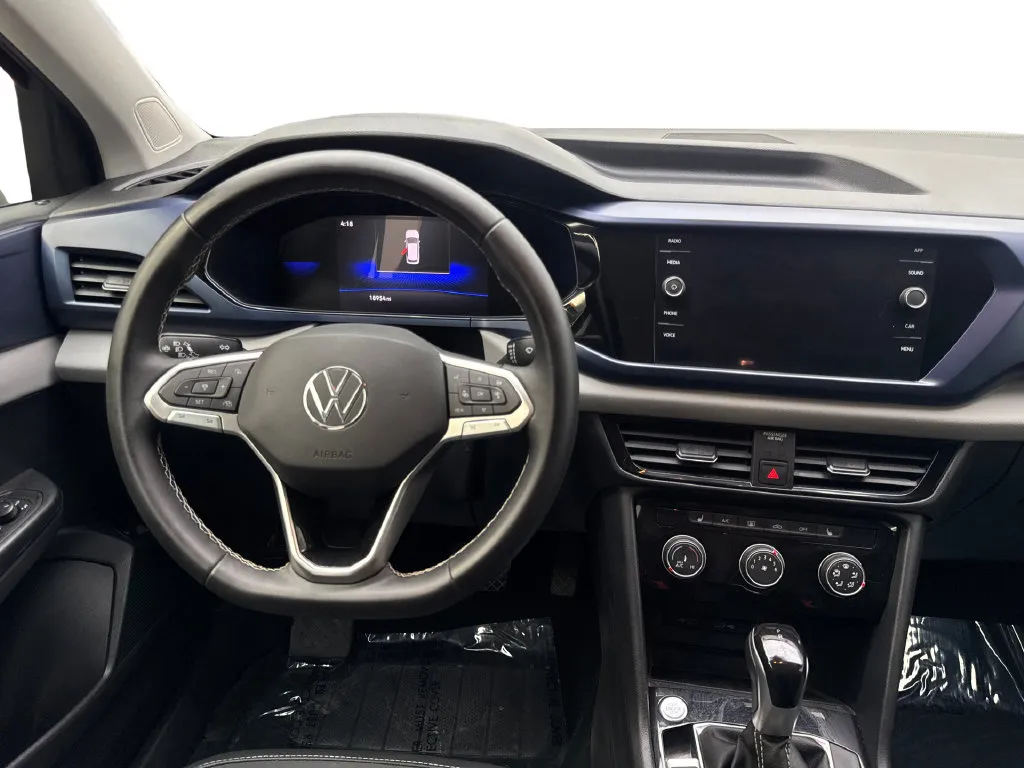 Volkswagen Taos photo 54