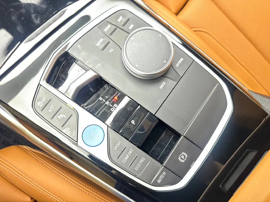 BMW i4 photo 73