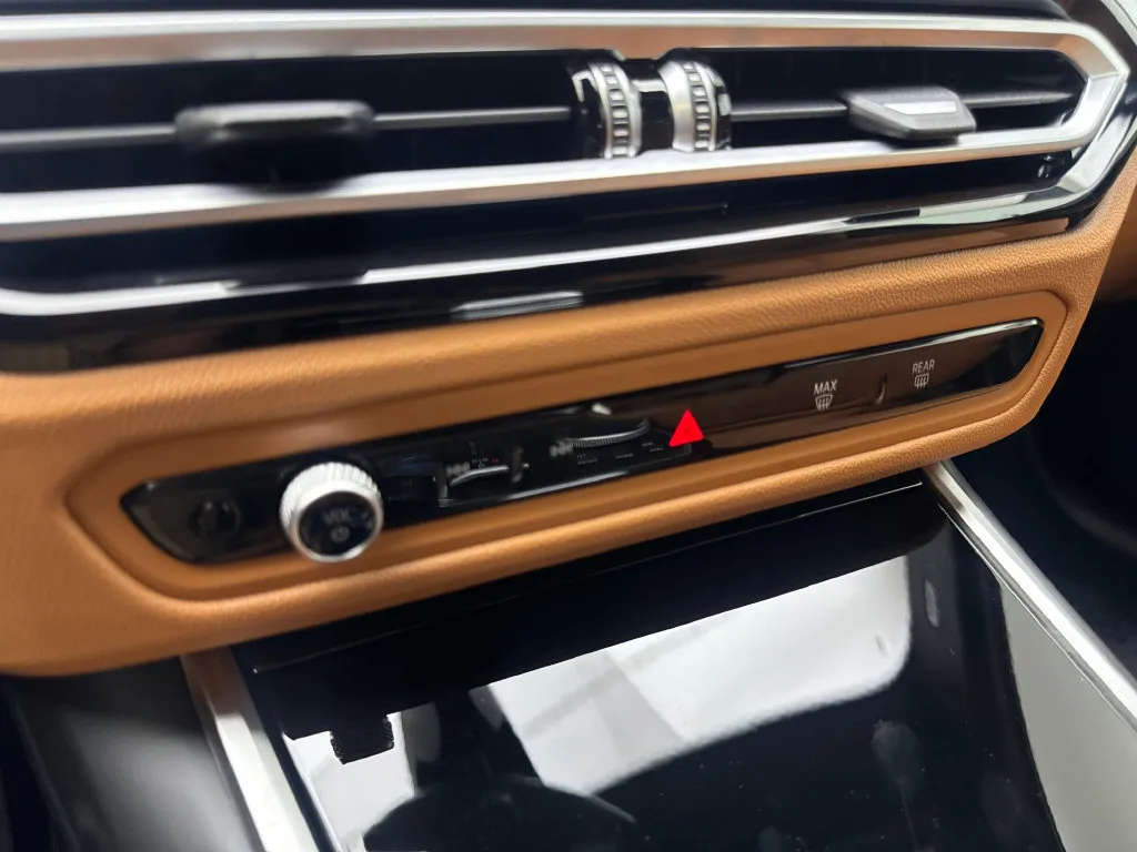 BMW i4 photo 70