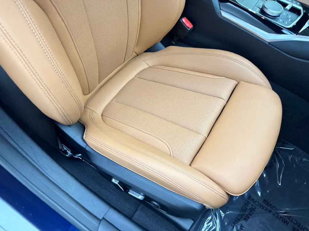BMW i4 photo 50