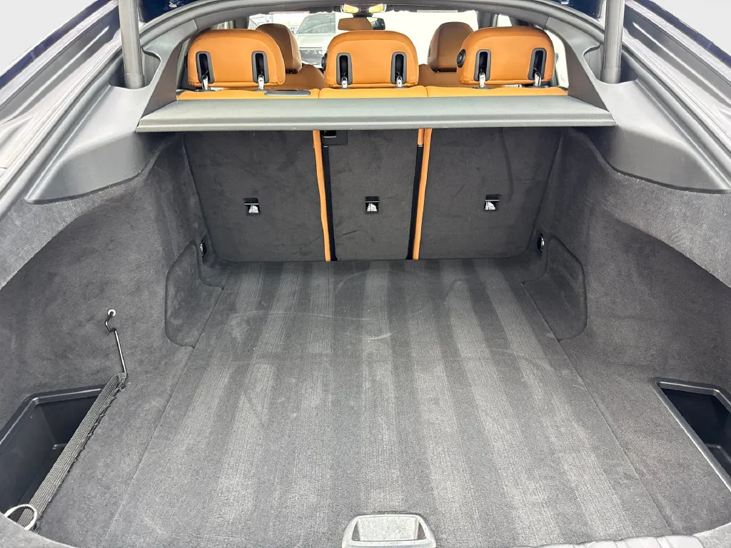 BMW i4 photo 82