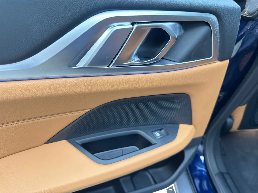 BMW i4 photo 42