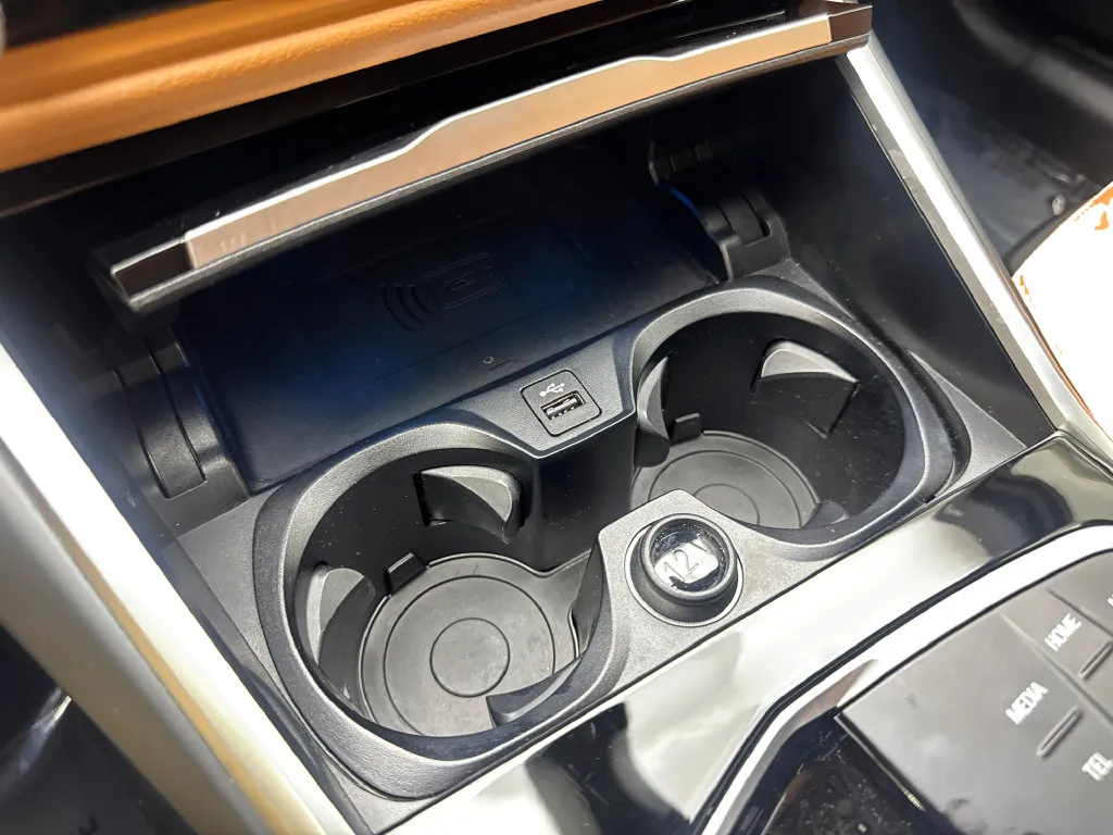 BMW i4 photo 71