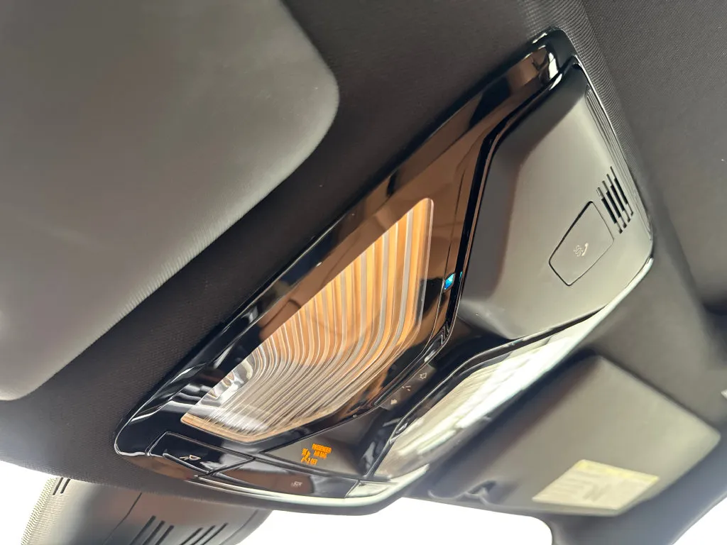 BMW i4 photo 78