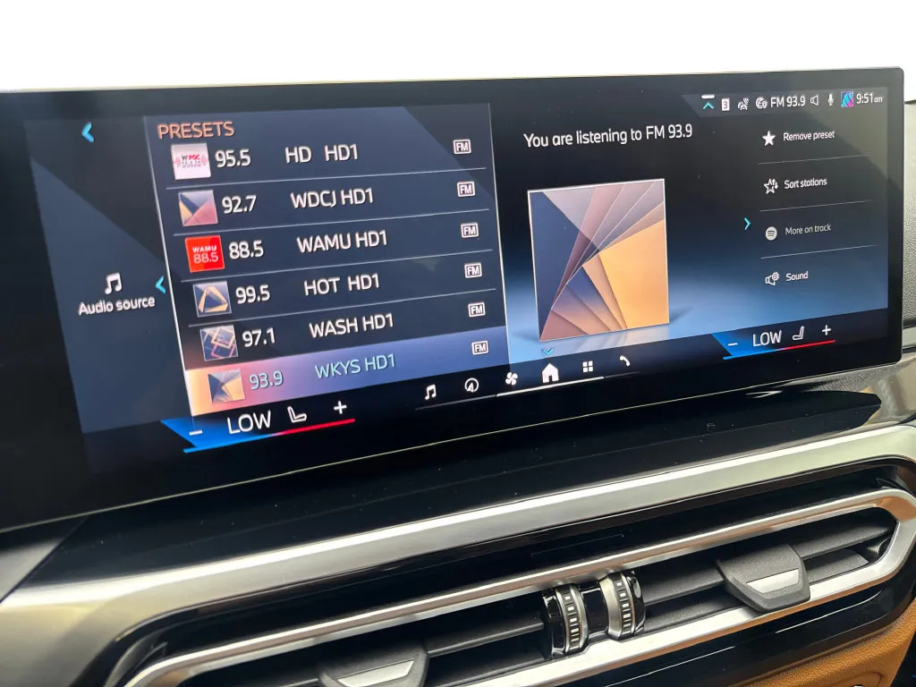 BMW i4 photo 68