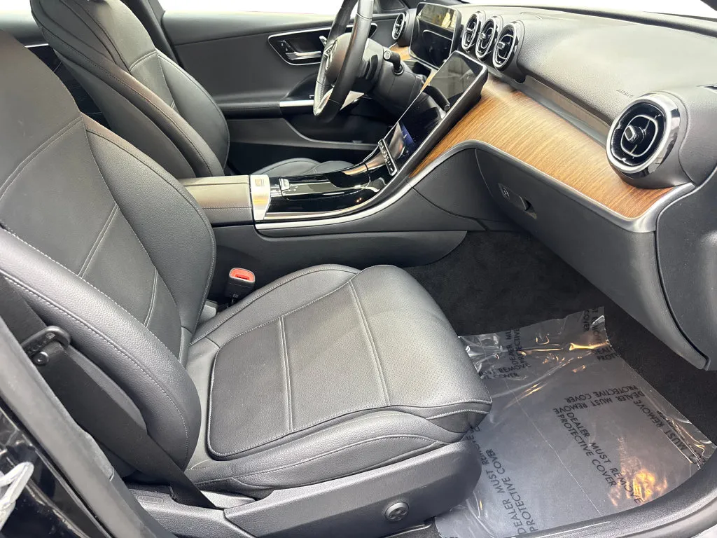 Mercedes-Benz C-Class photo 44