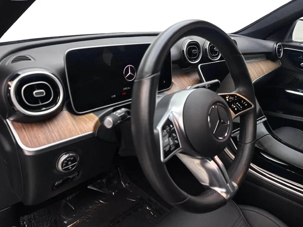 Mercedes-Benz C-Class photo 49