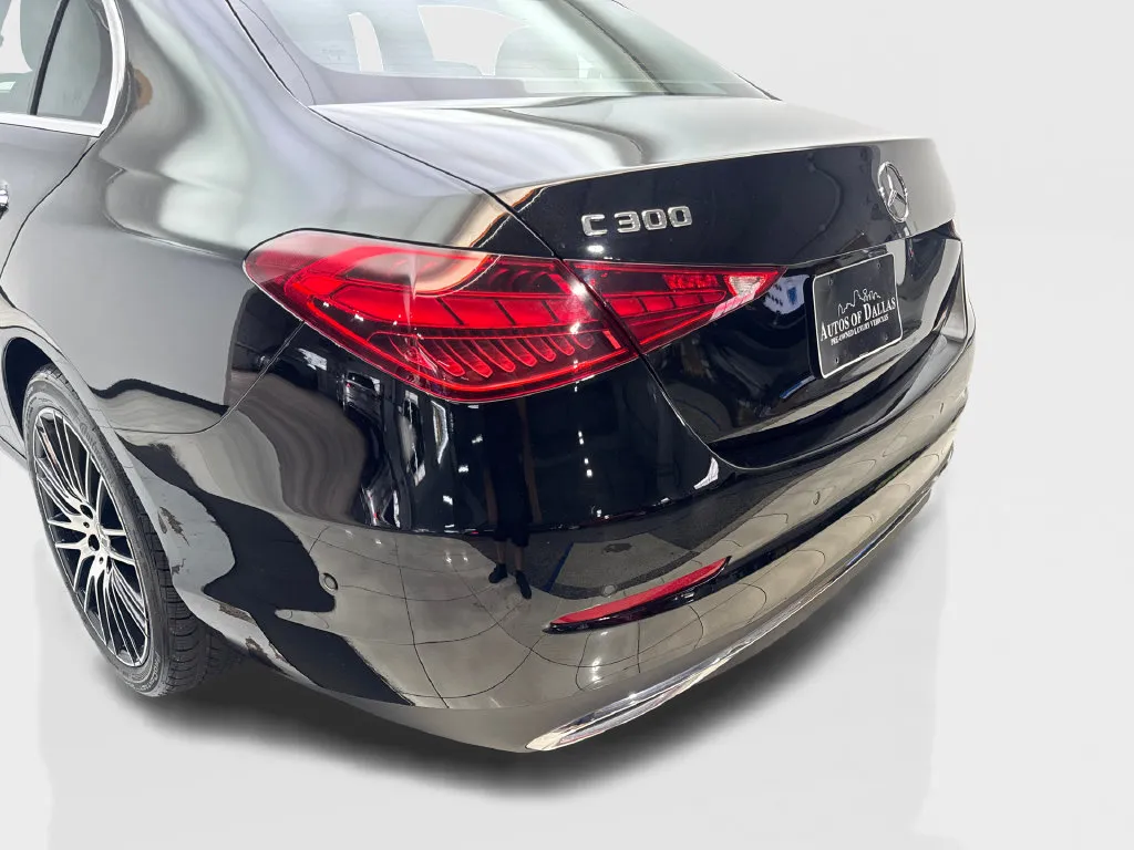 Mercedes-Benz C-Class photo 21