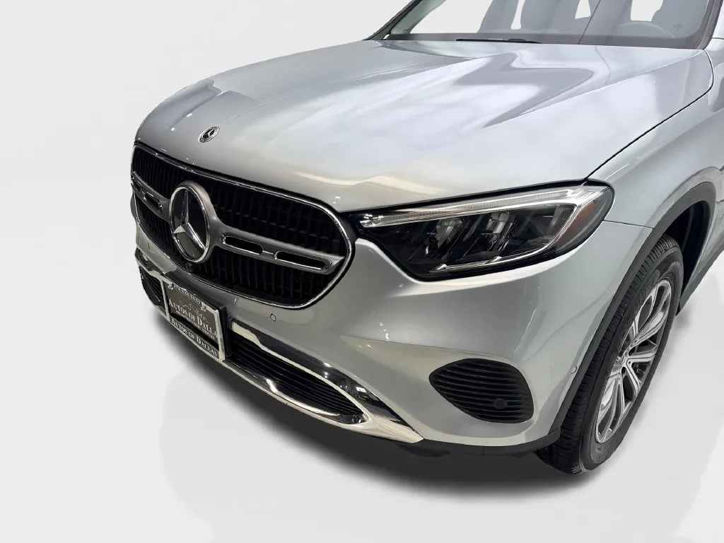 Mercedes-Benz GLC photo 18